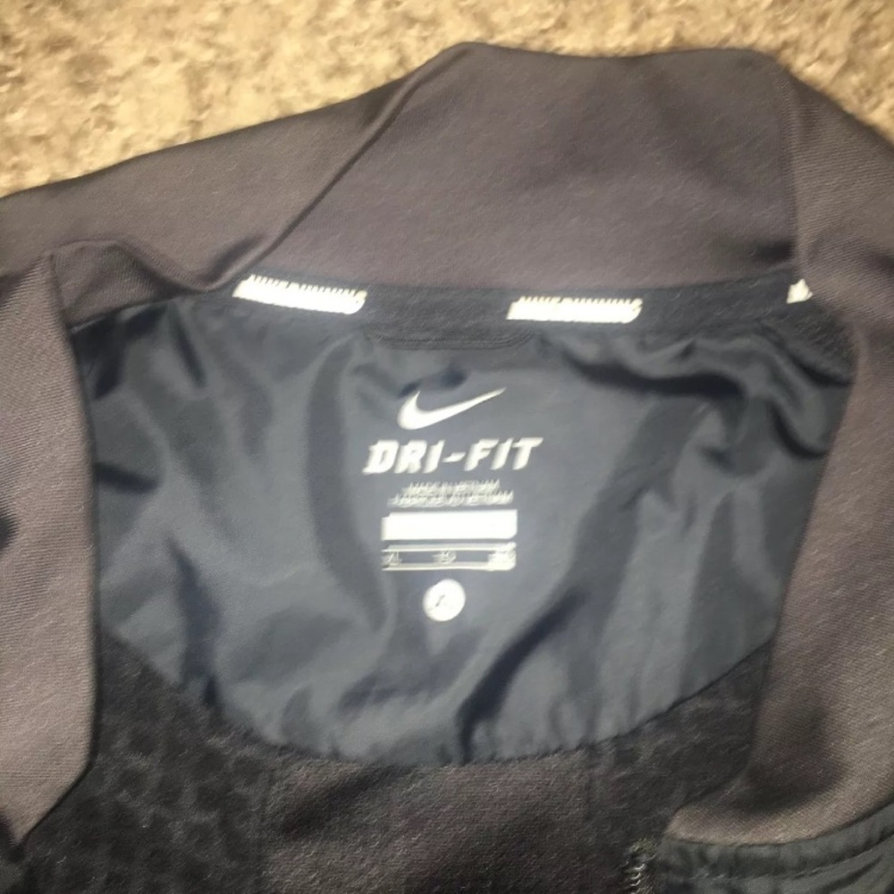 Nike Running Jacket - Picture 4 of 4